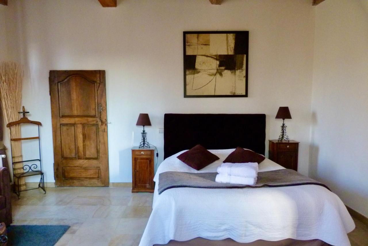 Domaine Du Manoir Bed and Breakfast Les Avenières Exteriör bild